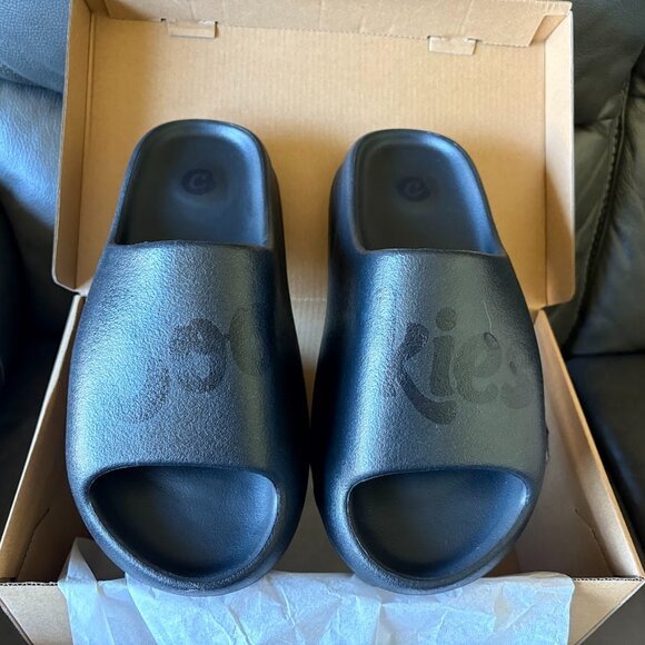 Cookies Original Logo Faux Leather Slides Men\'s size 11 (44) - Brand New in Box! main image 3